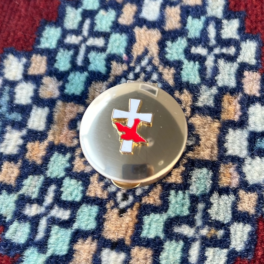 Pyx Eucharist Holy Communion Golden Container White Cross Red Dove Catholic Item